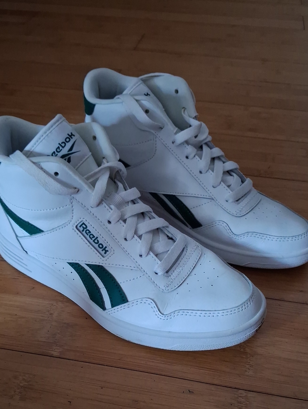 Reebok White High-Top Sneakers with Green Accents Womens 7.5